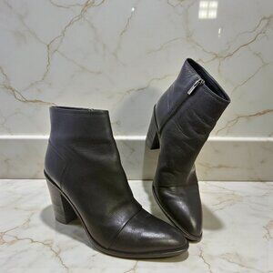 VINCE Ennis Black Smooth Leather‎ Pointed Toe Heeled Boots